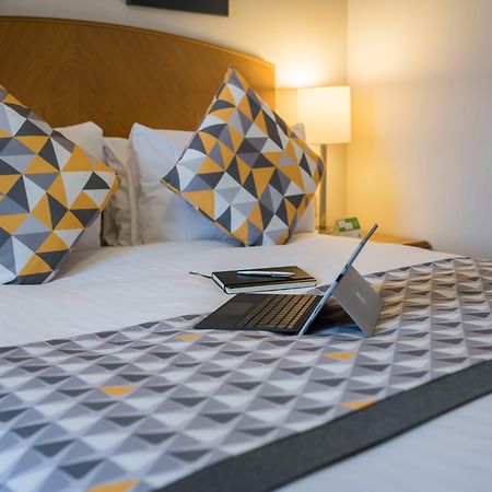 Holiday Inn Manchester West By Ihg Salford (Greater Manchester) Exterior foto